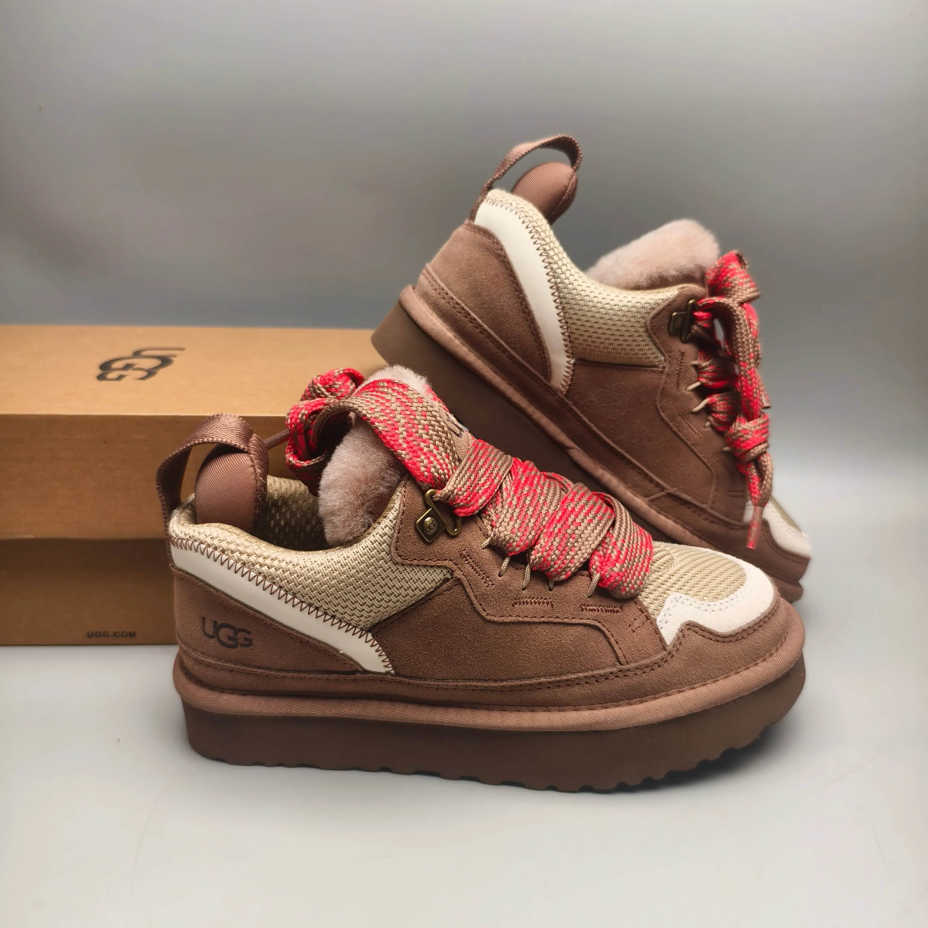 💰Women's shoes 280 Men's shoes 300 UGG sheepskin all-in-one snow boots 4032 Couple's mesh sports and leisure style Color: Sand Black Maroon Gray Walnut Antelope Brown White Brown Size: 35-45?